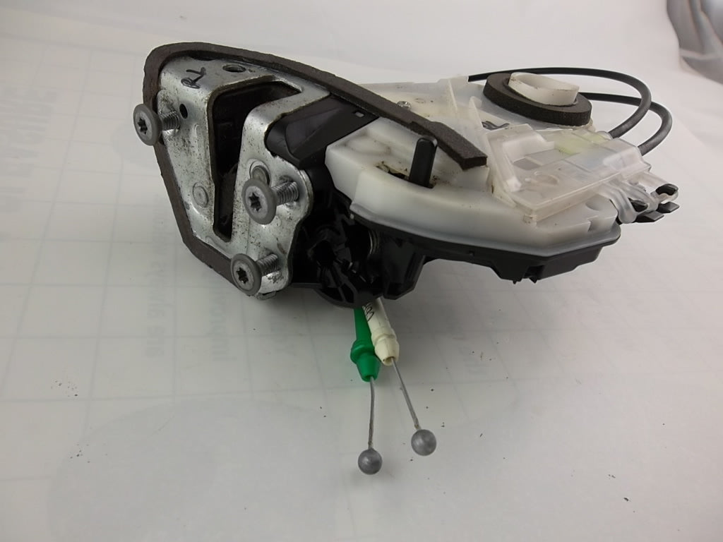 Toyota Corolla Camry RAV4 Rear Door Lock Actuator Driver 69060-02340