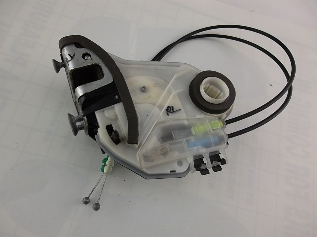 Toyota Corolla Camry RAV4 Rear Door Lock Actuator Driver 69060-02340