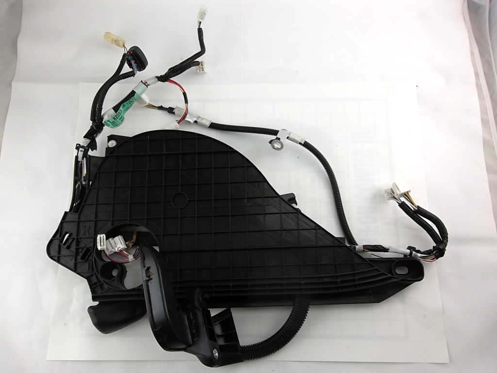 2011-2014 Toyota Sienna Rear Door Wire Harness Passenger 82053-08160