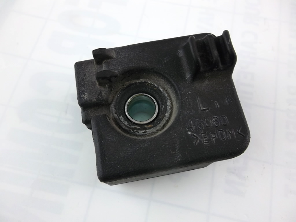 Slide Door Cushion Upper Rail Stopper Driver 68326-45060 Toyota Sienna 2011-2020