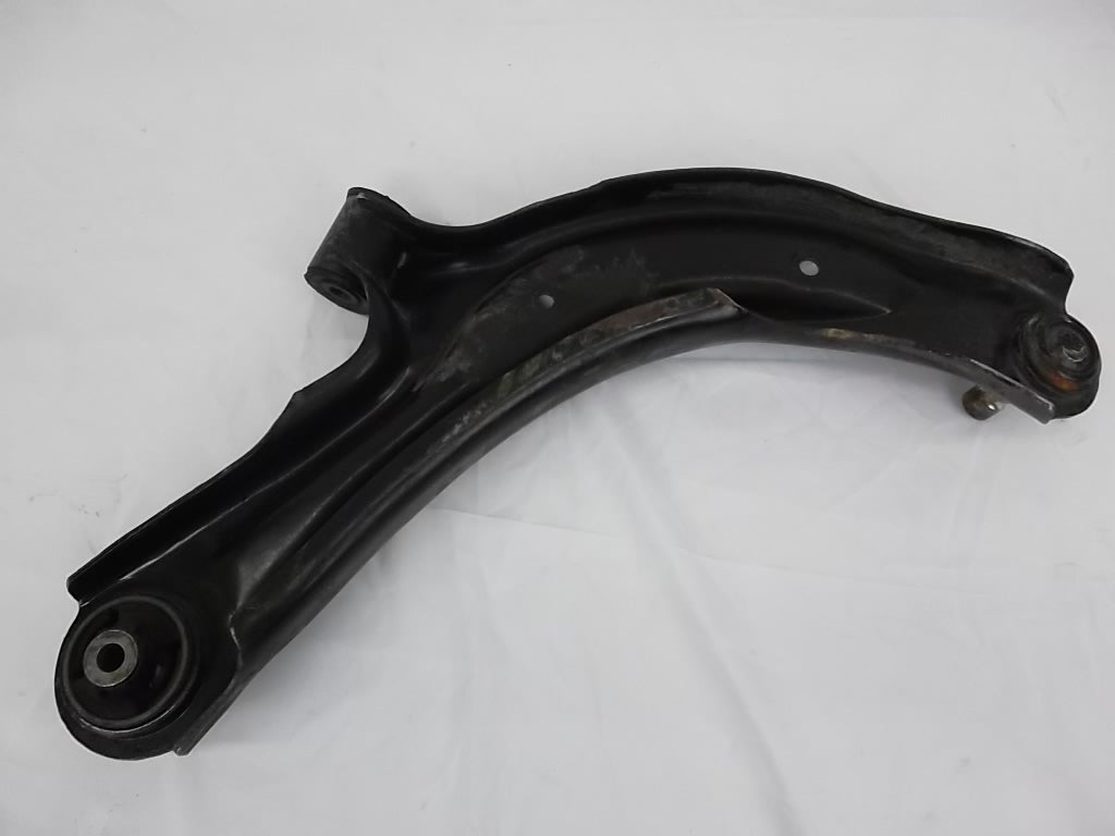 2014-2019 Nissan Sentra Front Lower Control Arm Driver 54501-3SH2D