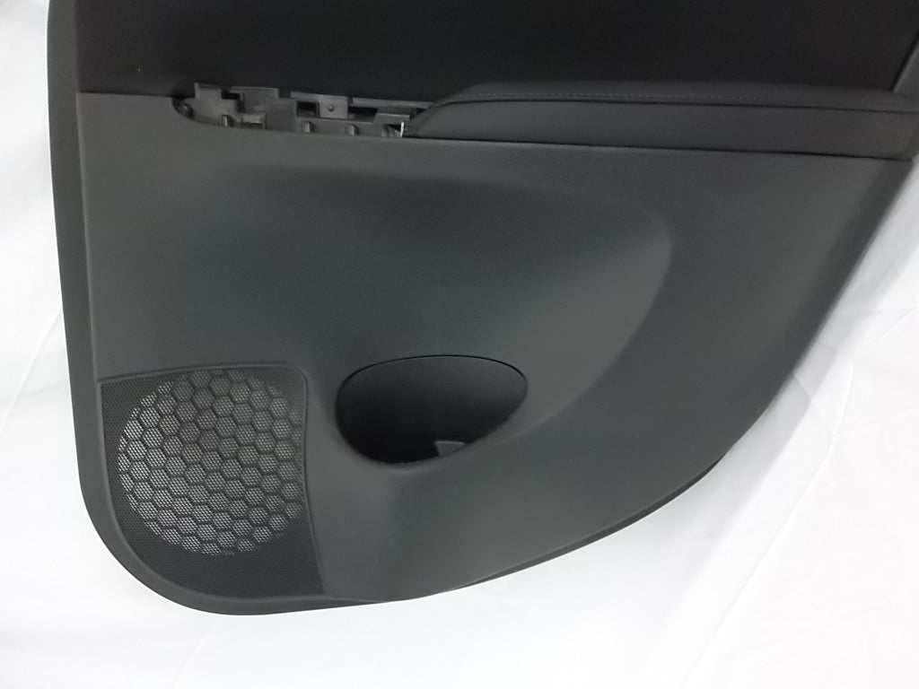 2015-2019 Nissan Sentra Rear Door Trim Panel Passenger 82900-4AF4B