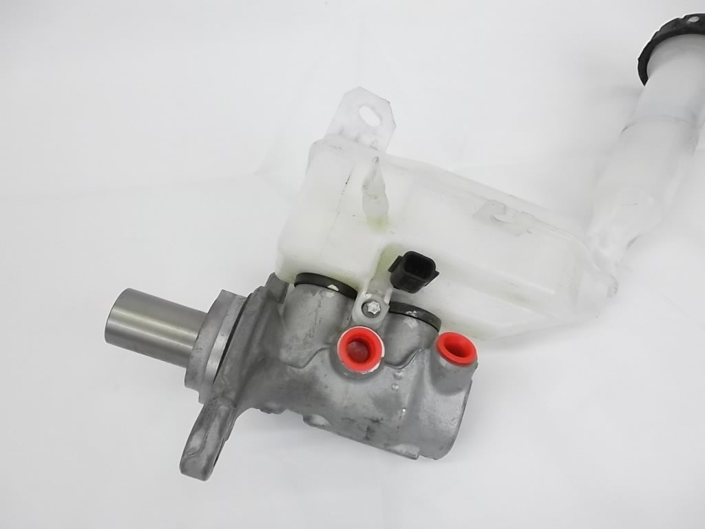 2013-2019 Nissan Sentra SR Master Cylinder 46010-3SG0B