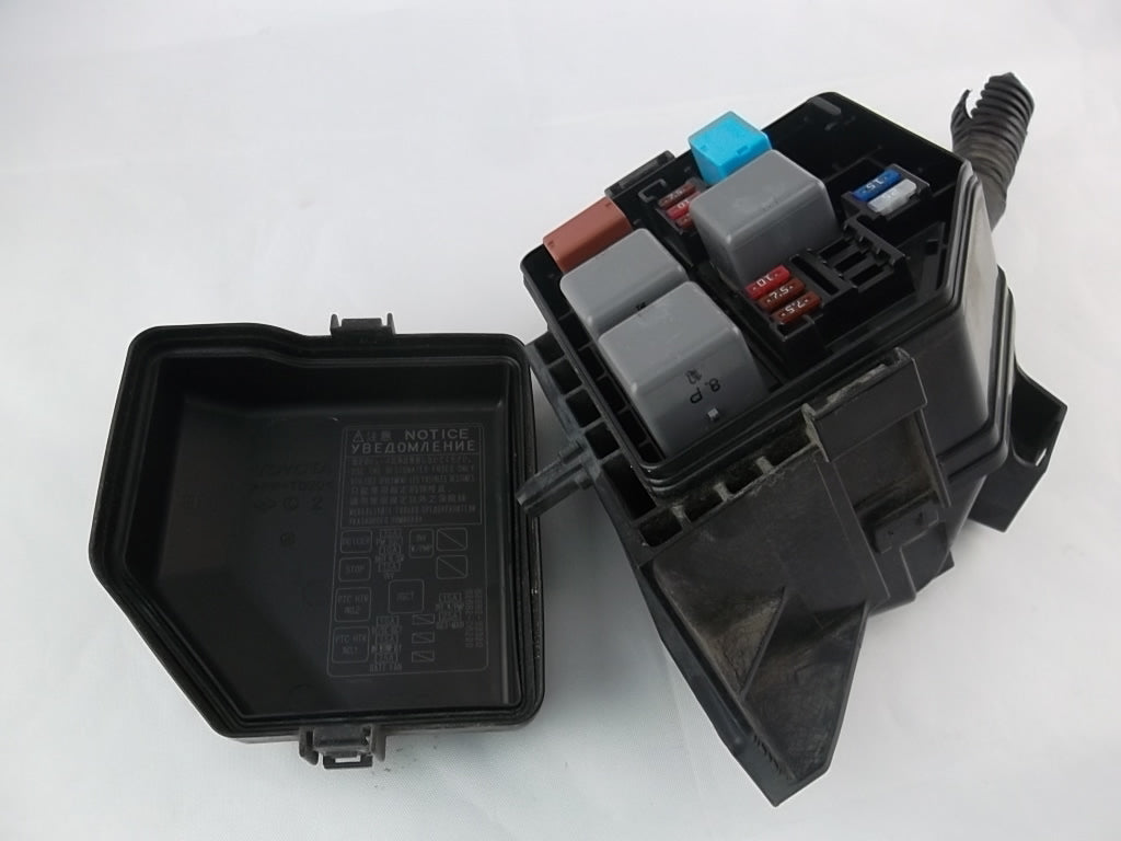 2012-2017 Toyota Camry Engine Room Relay 82742-33030