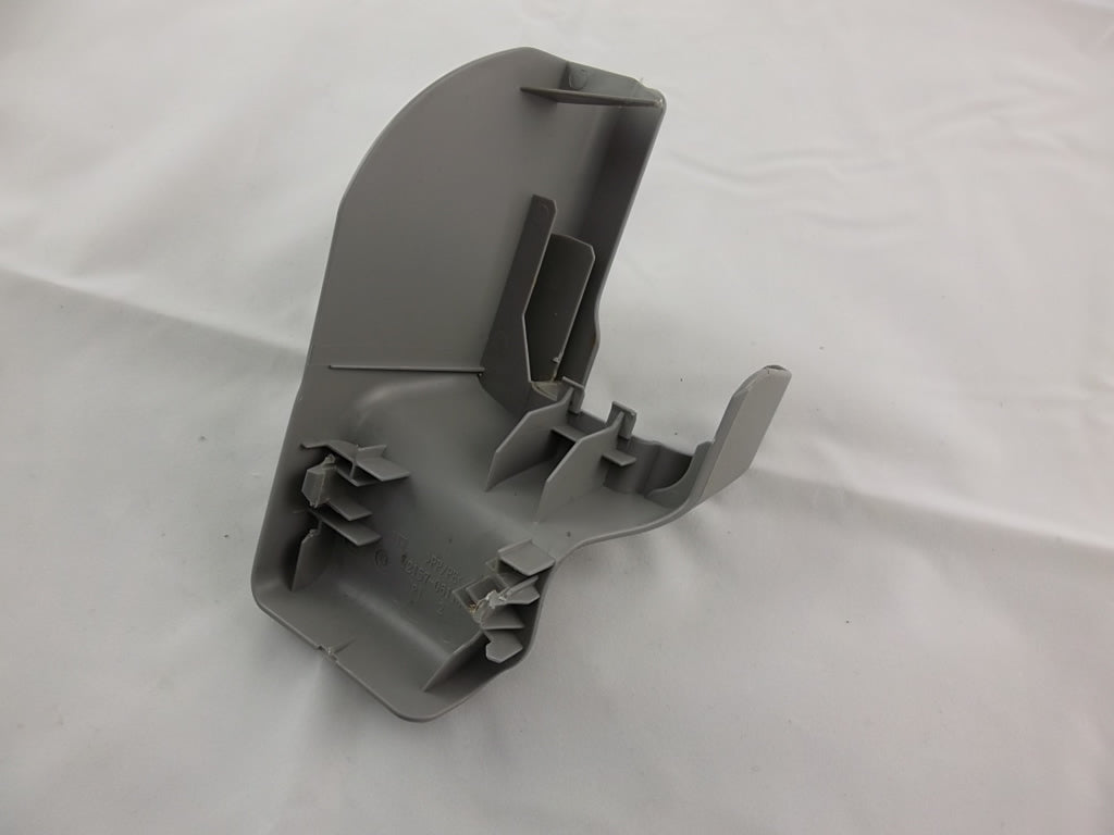 2012 2017 Toyota Camry Seat Track End Cover 72157-06110