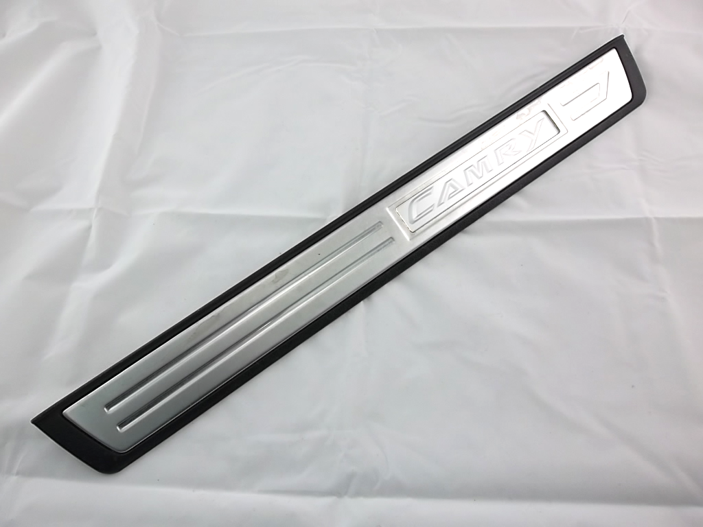 2012-2017 Toyota Camry Front Door Sill Plate Passenger PT922-03120