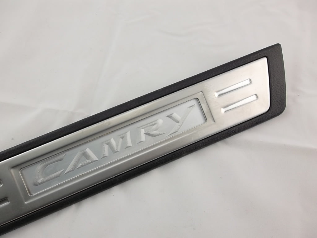 2012-2017 Toyota Camry Rear Door Sill Plate Passenger