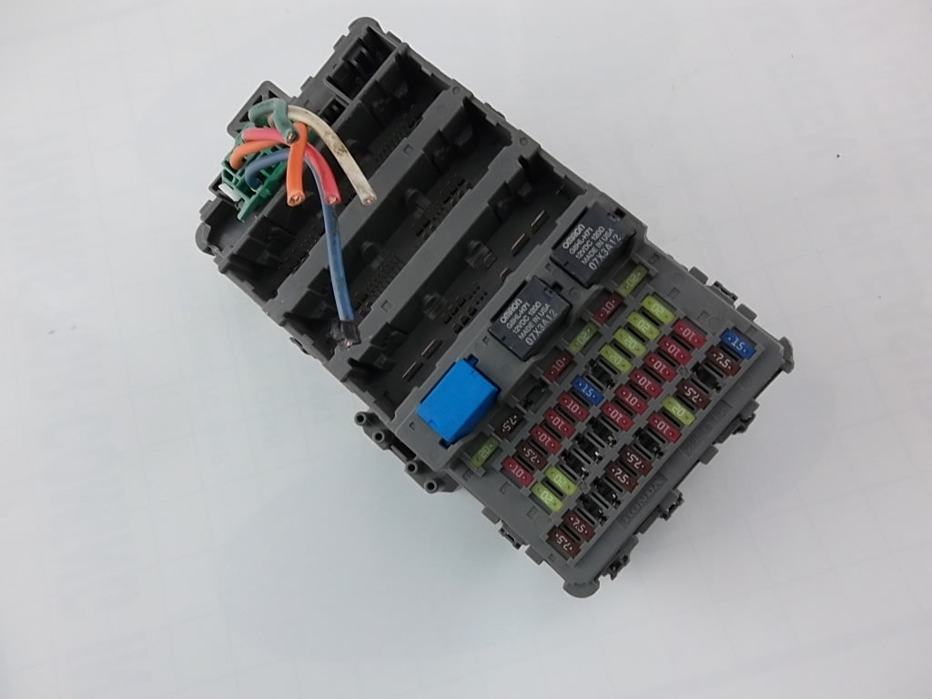 Fusebox Cabin 38200-T2A-A01 Honda Accord 4cyl LX 2013 2014