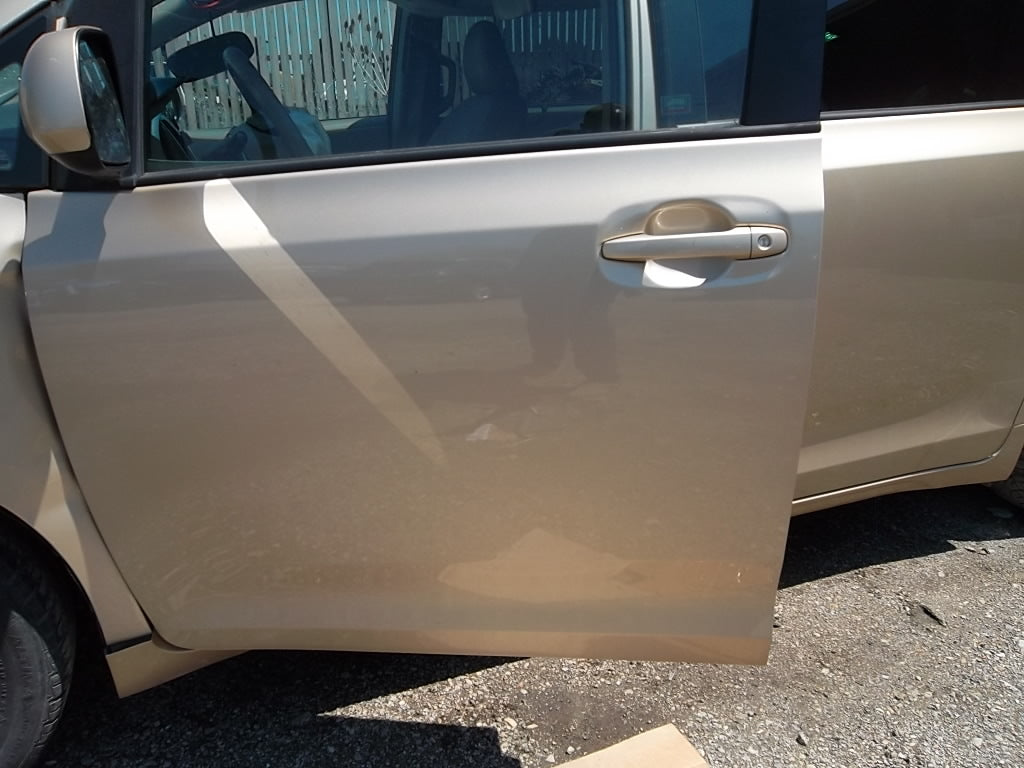 2011-2020 Toyota Sienna Front Door Driver Gold 67002-08060