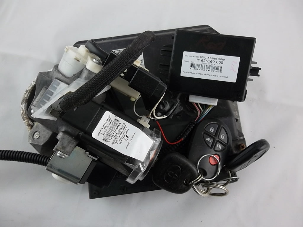 2012-2014 Toyota Sienna ECU Engine Computer W/Immobilizer & Key 89661-08371