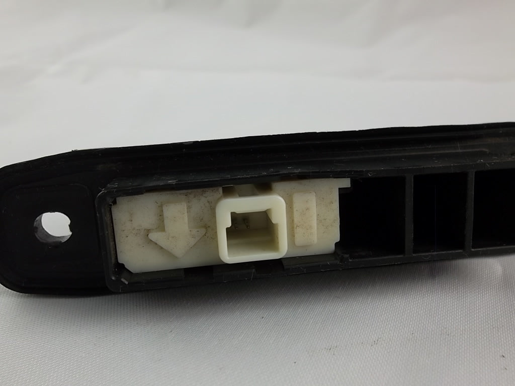 Tailgate Liftgate Back Door Opener Switch 84840-0T010 Toyota