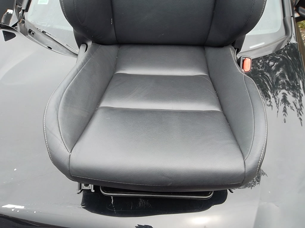 2013-2018 Toyota RAV4  Front Seat Passenger EA20 71600-0R020