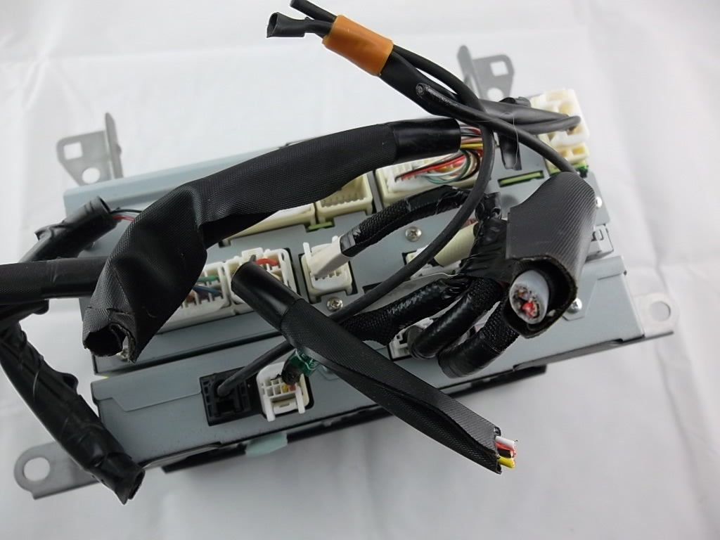 GPS Navigation HD Radio CD Player Gracenote AM FM 100459 Toyota RAV4 2014-2018