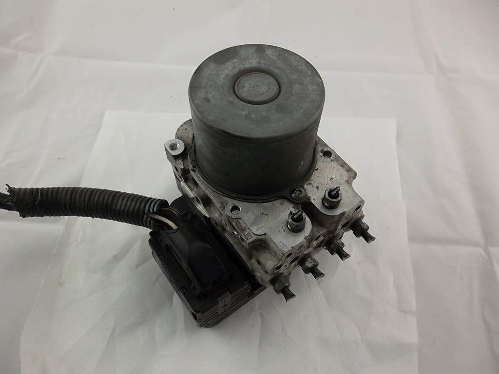 2014 Toyota RAV4 Anti-Lock Brake ABS Pump 44050-42281
