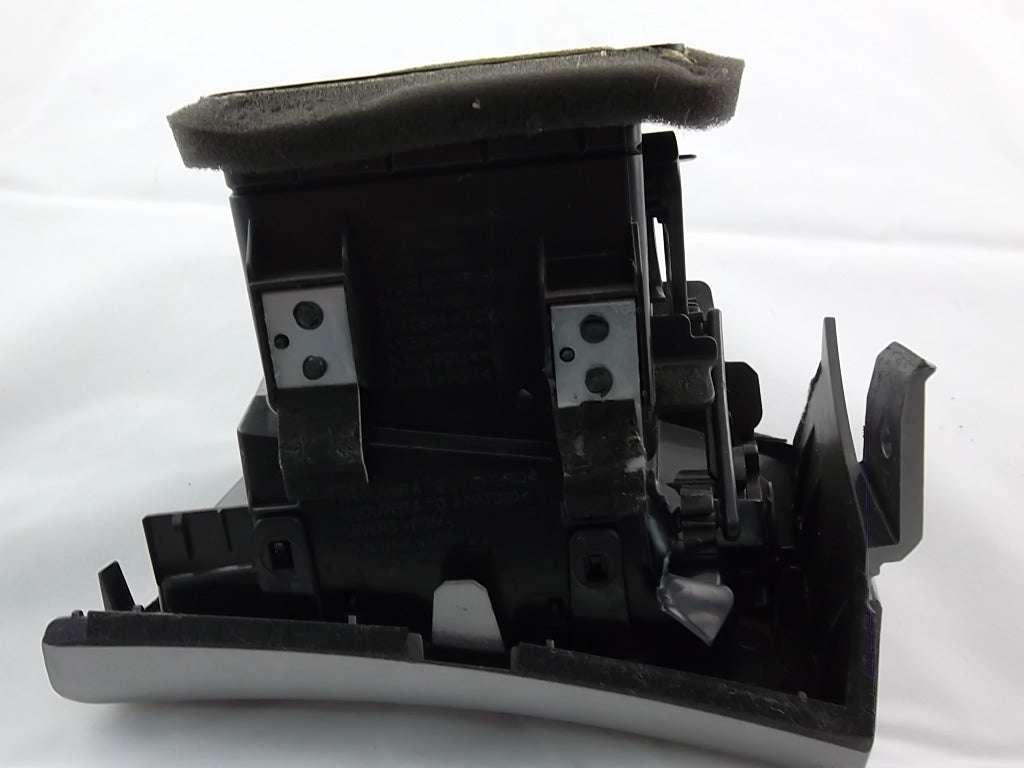 2013-2015 Nissan Sentra Air Vent Driver Side 68761-3SG0A