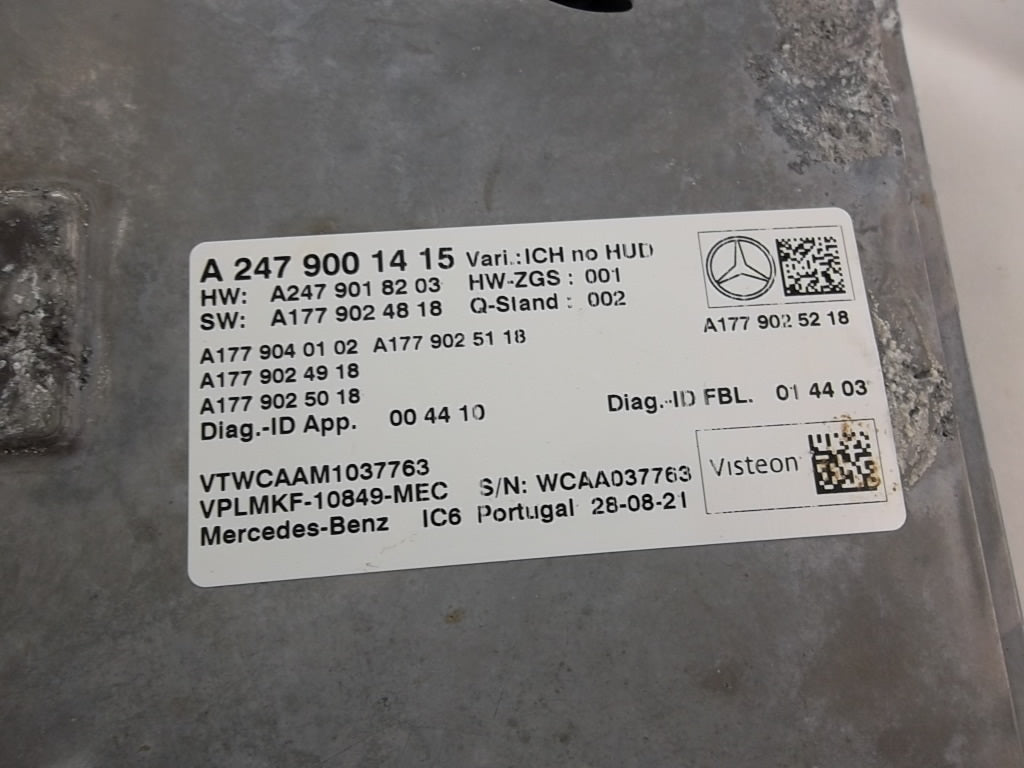 Speedometer Cluster Control Module 247 900 14 15 Mercedes Benz GLB250 2020-2023