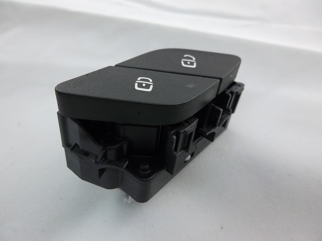 2020-2023 Mercedes Benz GLB250 Door Lock Unlock Switch Front Driver 247 905 22 01