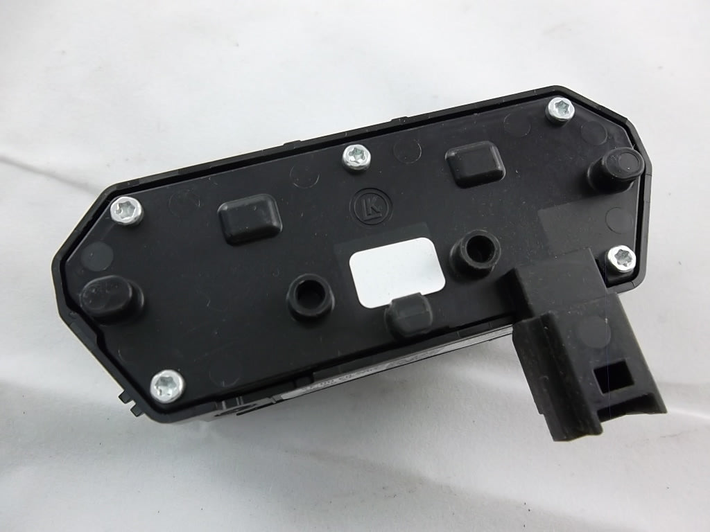 2020-2023 Mercedes Benz GLB250 Seat Heater Switch Front Passenger 177 905 68 00
