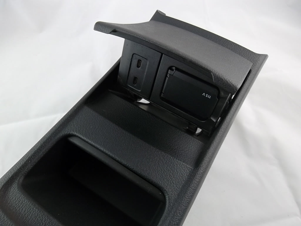 2020-2023 Mercedes Benz GLB250 Center Console Rear Air Vent 247 820 77 02