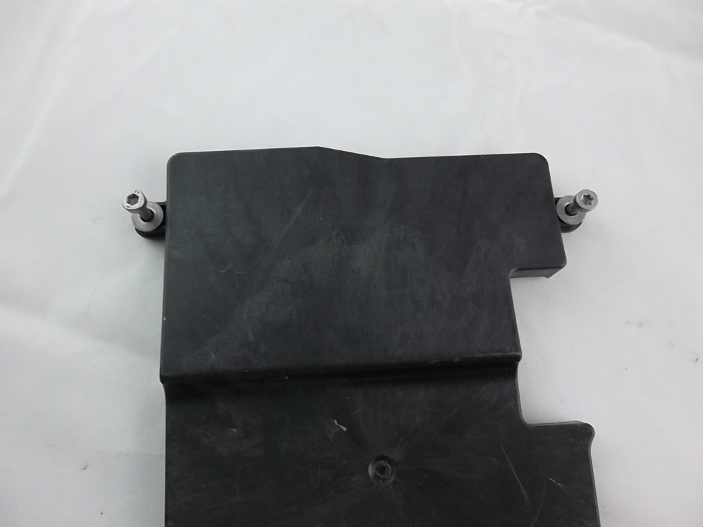 2020-2023 Mercedes Benz GLB250 Fuse Relay Box Cover 247 545 72 00