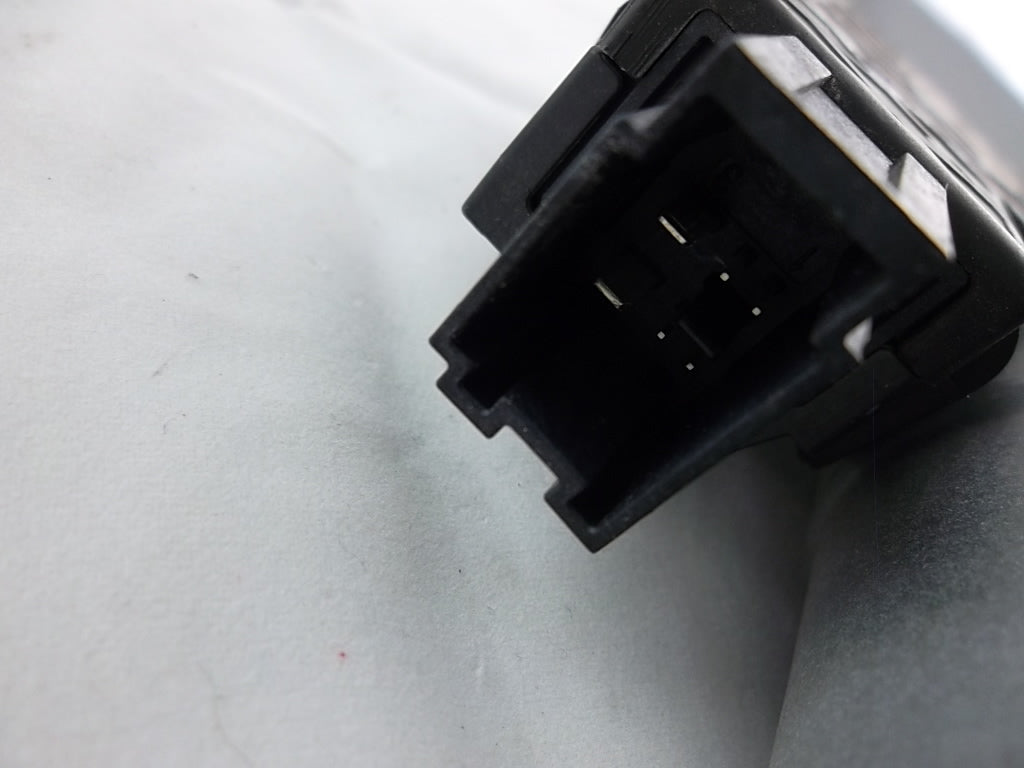 2020-2023 Mercedes Benz GLB250 Sunroof Power Window Motor 247 901 19 02