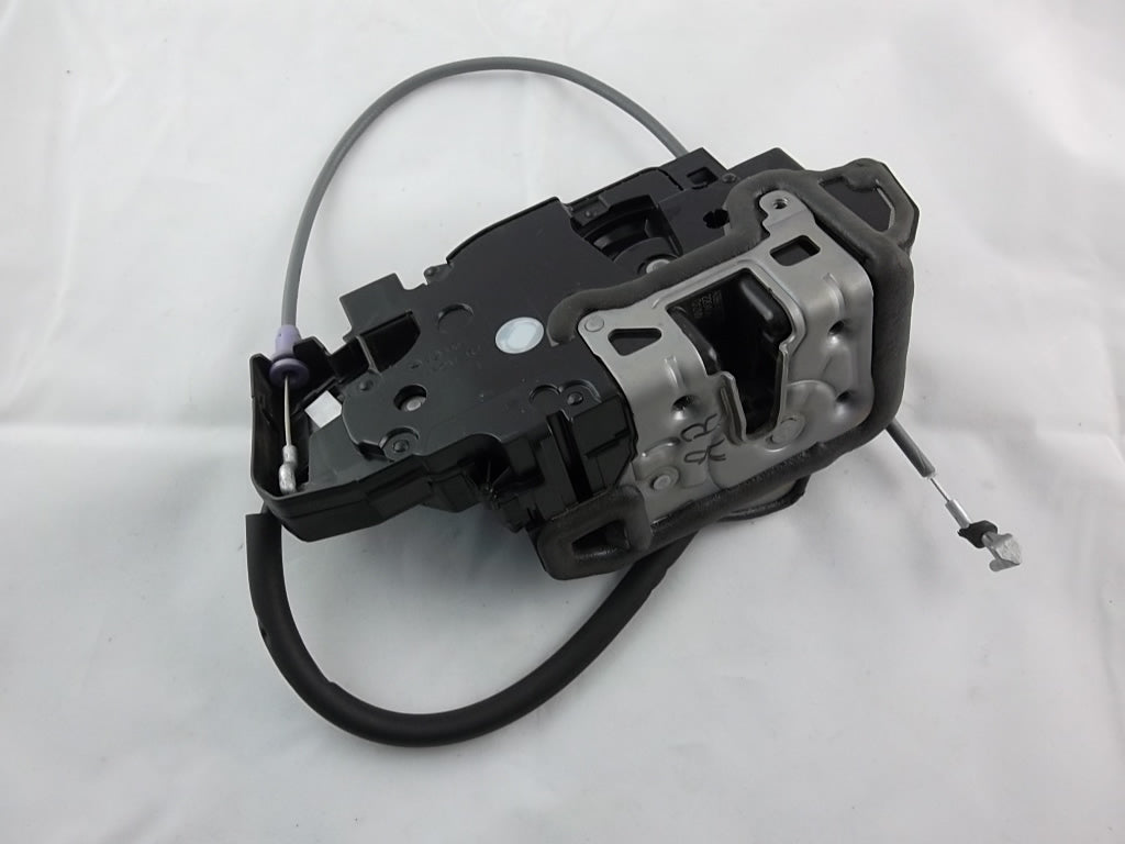 2020-2023 Mercedes Benz GLB250 Door Lock Latch Actuator Rear Passenger 099 730 30 01