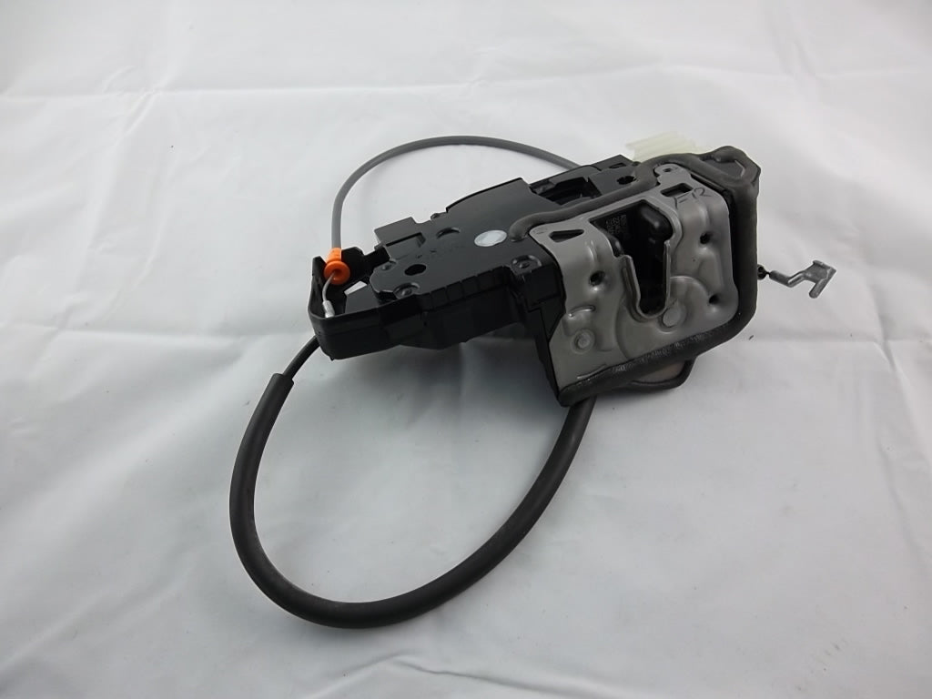 2020-2023 Mercedes Benz GLB250 Door Lock Latch Actuator Front Passenger 099 720 24 02