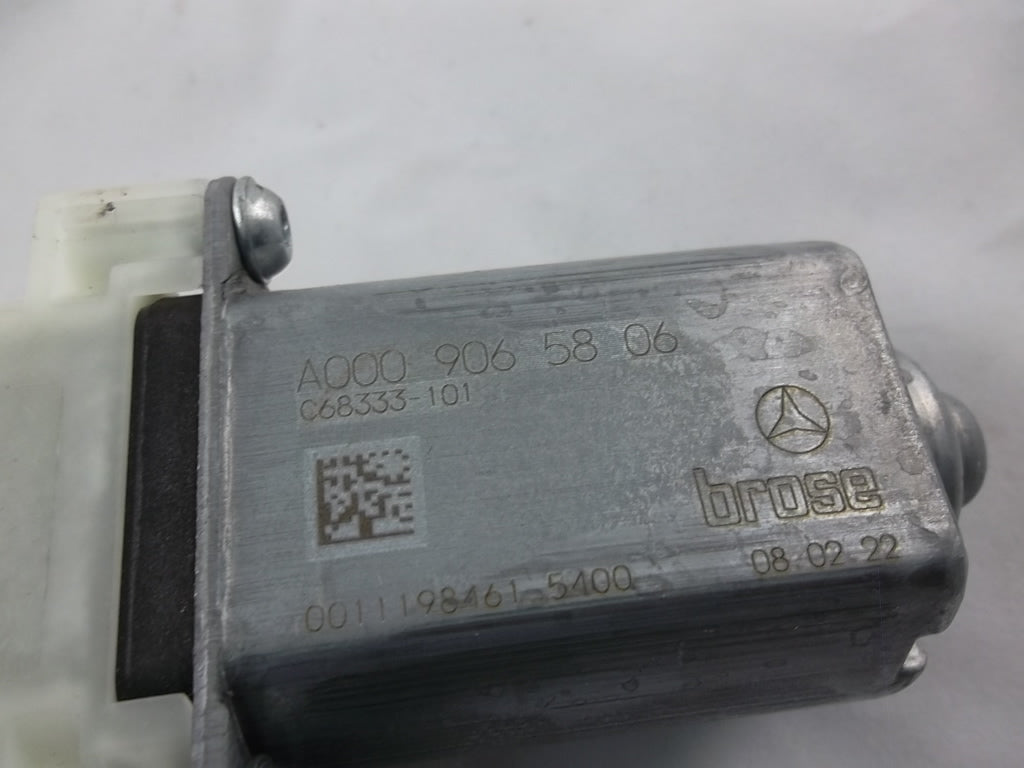 2020-2023 Mercedes Benz GLB250 Door Window Motor Front Driver 000 906 58 06