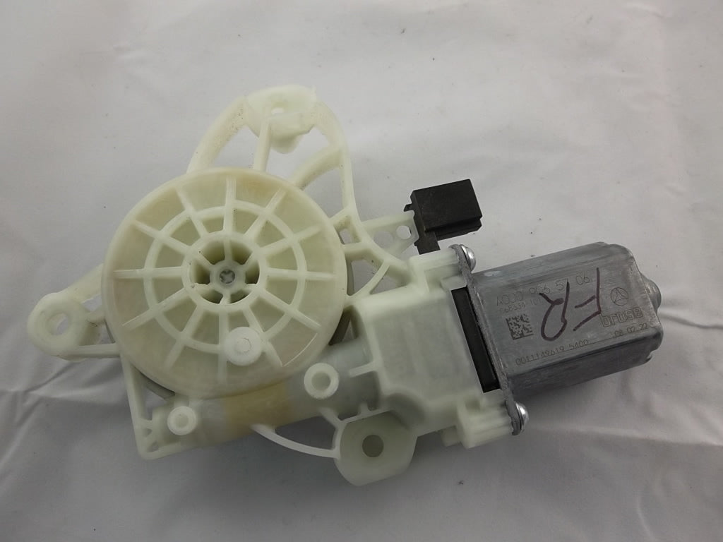 2020-2023 Mercedes Benz GLB250 Door Window Motor Front Passenger 000 906 57 06