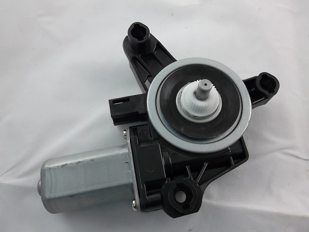 2020-2023 Mercedes Benz GLB250 Door Window Motor Rear Driver 000 906 08 08