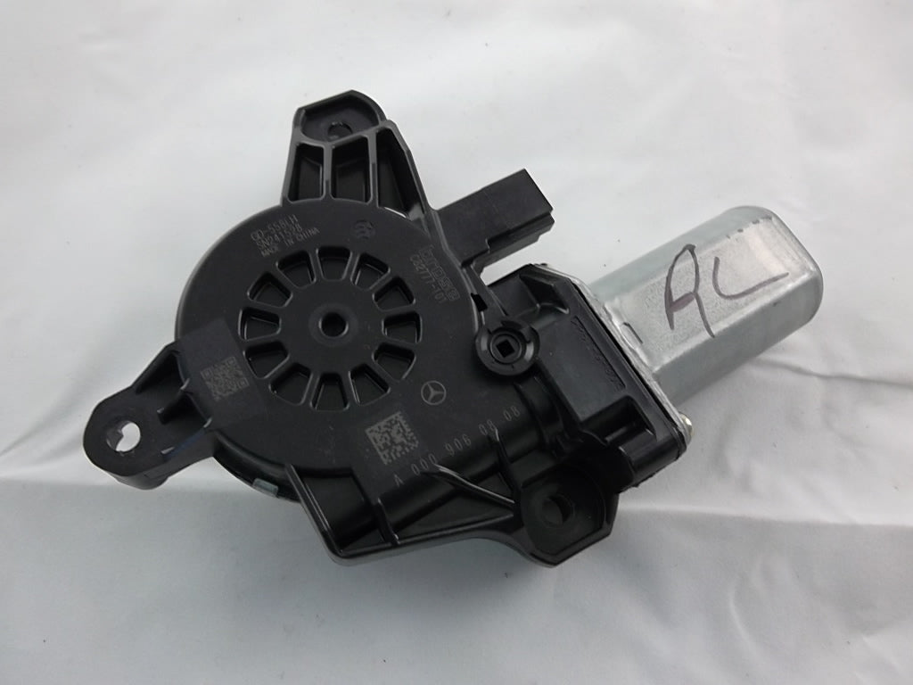 2020-2023 Mercedes Benz GLB250 Door Window Motor Rear Driver 000 906 08 08