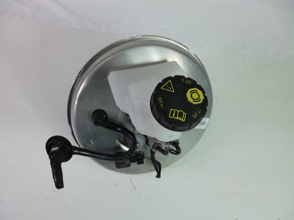 2020-2023 Mercedes Benz GLB250 Brake Booster W/Master Cylinder 247 430 06 00