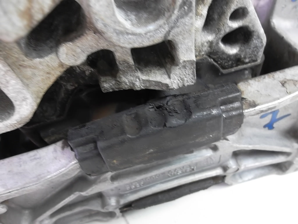 2020-2023 Mercedes Benz GLB250 Transmission Mount 177 240 36 00