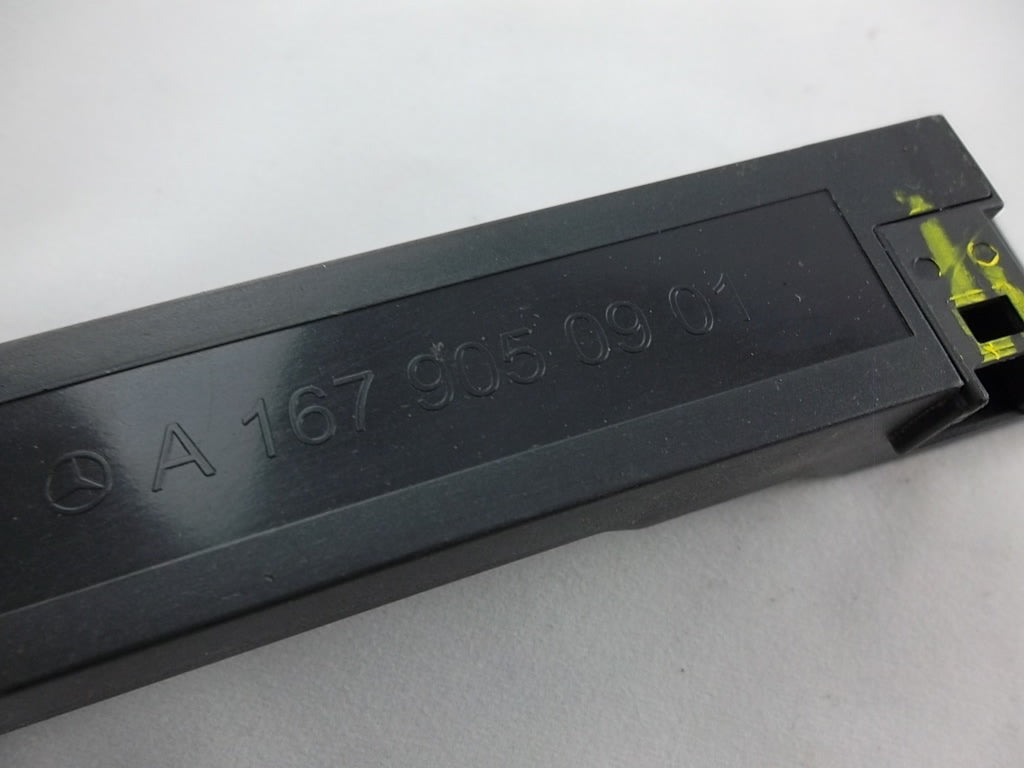 2020-2023 Mercedes Benz GLB250 Smart Key Antenna Module Rear 167 905 09 01