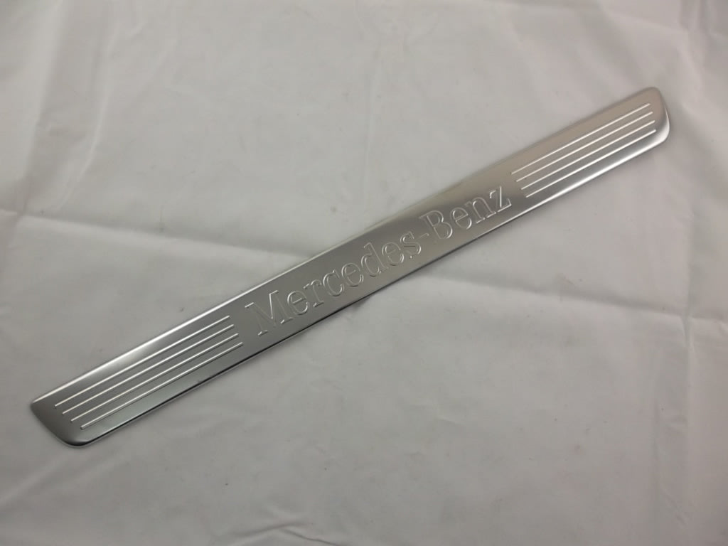 2020-2023 Mercedes Benz GLB250 Front Door Sill 246 680 01 35