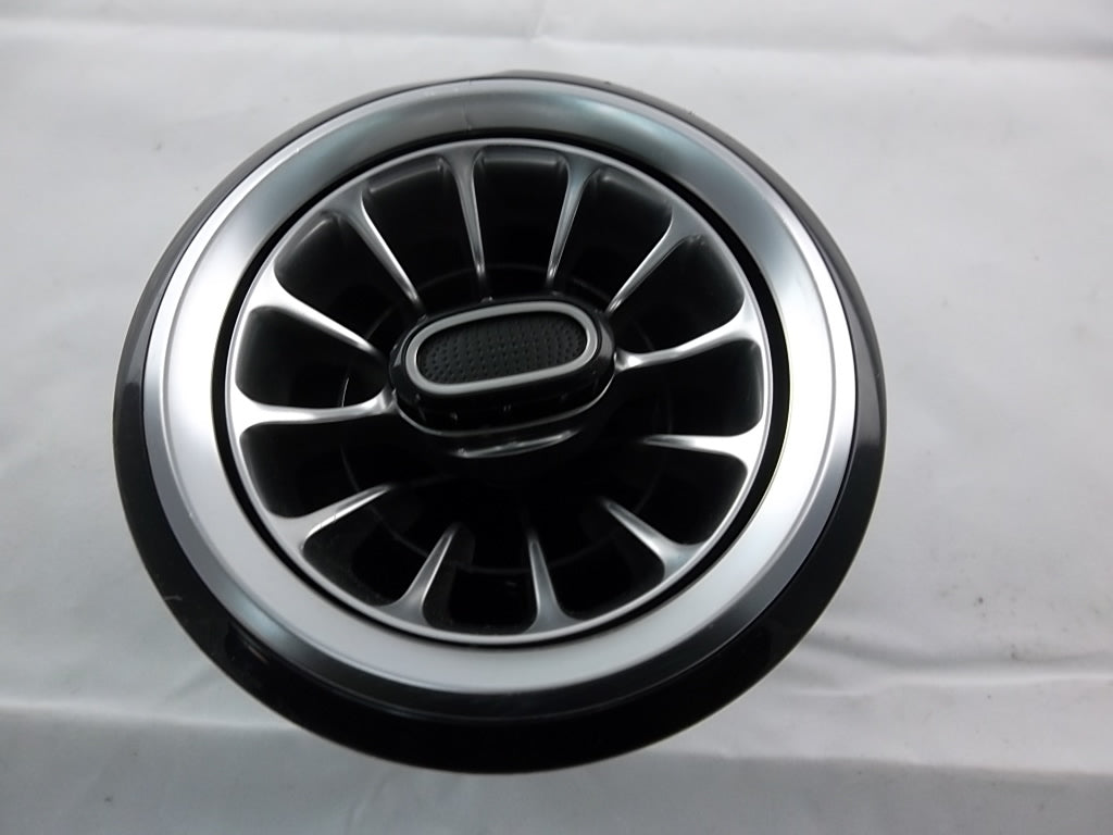 2020-2023 Mercedes Benz GLB250 Dash Air Vent 247 680 68 03