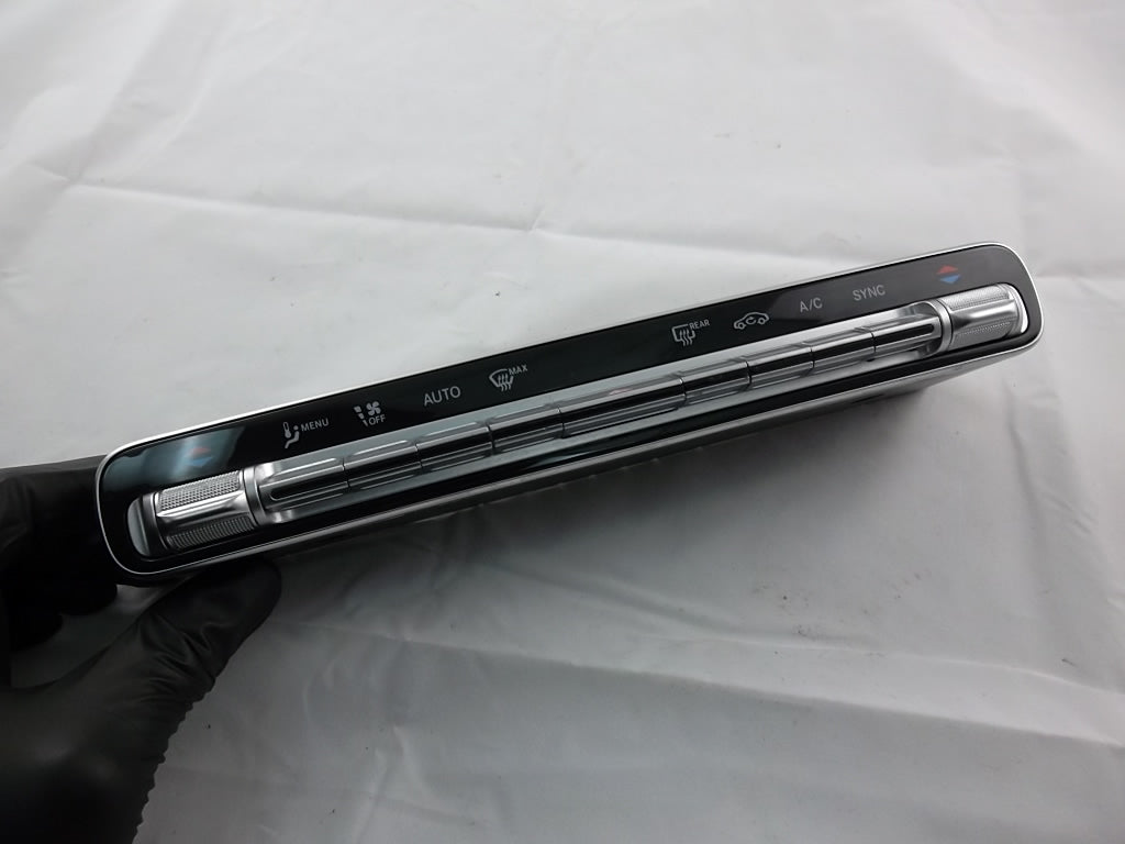 2020-2023 Mercedes Benz GLB250 Climate Temperature Control 247 905 68 03