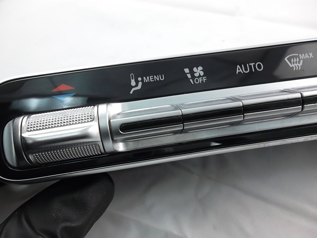 2020-2023 Mercedes Benz GLB250 Climate Temperature Control 247 905 68 03