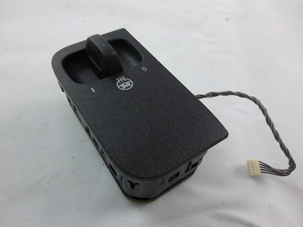 2020-2023 Mercedes Benz GLB250 Steering Wheel Heater Switch 101 409 95 14