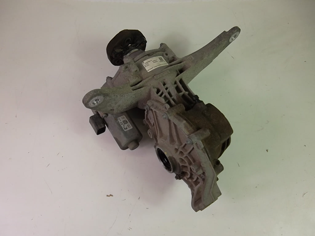 2020-2023 Mercedes Benz GLB250 Differential Axle Carrier Rear 247 350 51 04