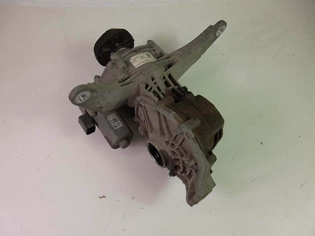 2020-2023 Mercedes Benz GLB250 Differential Axle Carrier Rear 247 350 51 04