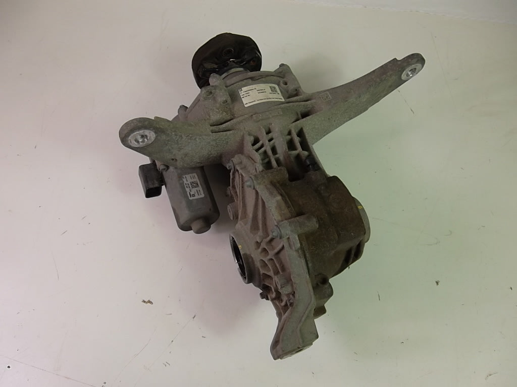 2020-2023 Mercedes Benz GLB250 Differential Axle Carrier Rear 247 350 51 04