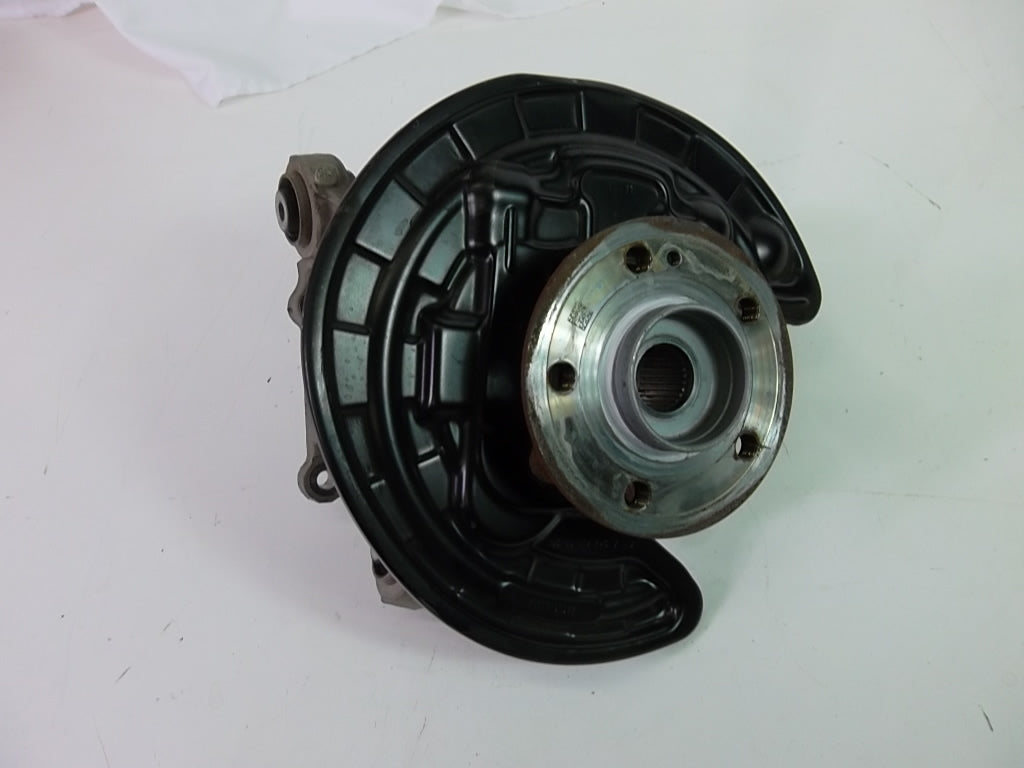 2020-2023 Mercedes Benz GLB250 Knuckle Spindle Hub Rear Passenger 2473571600