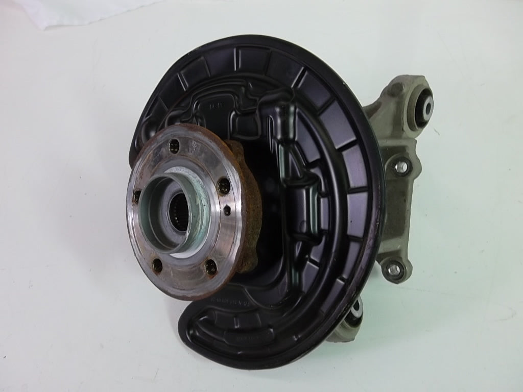 2020-2023 Mercedes Benz GLB250 Knuckle Spindle Hub Rear Driver 2473571500