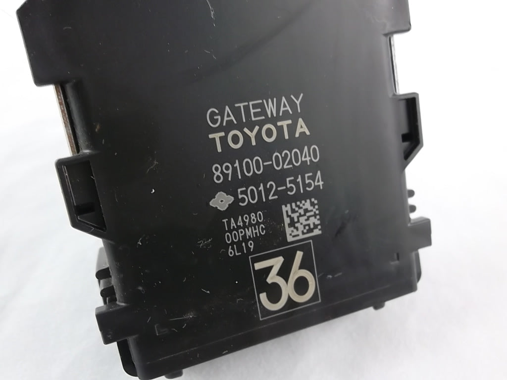 Gateway Network Module 89100-02040 Toyota Corolla 2018 2017