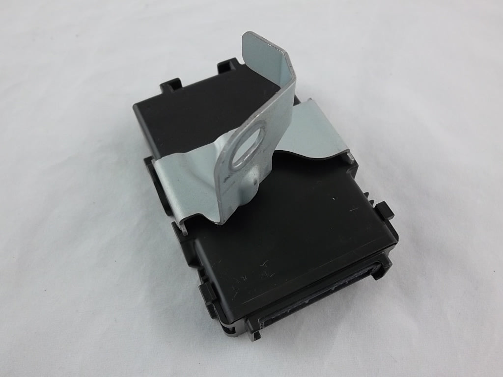 Gateway Network Module 89100-02040 Toyota Corolla 2018 2017