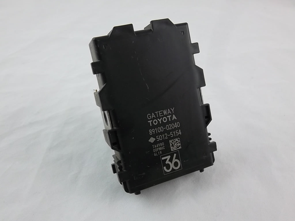 Gateway Network Module 89100-02040 Toyota Corolla 2018 2017