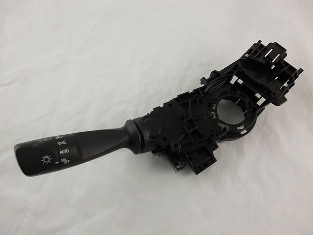 Toyota Corolla Prius RAV4 CH-R Mirai Headlight Turn Signal Switch 84140-0R020
