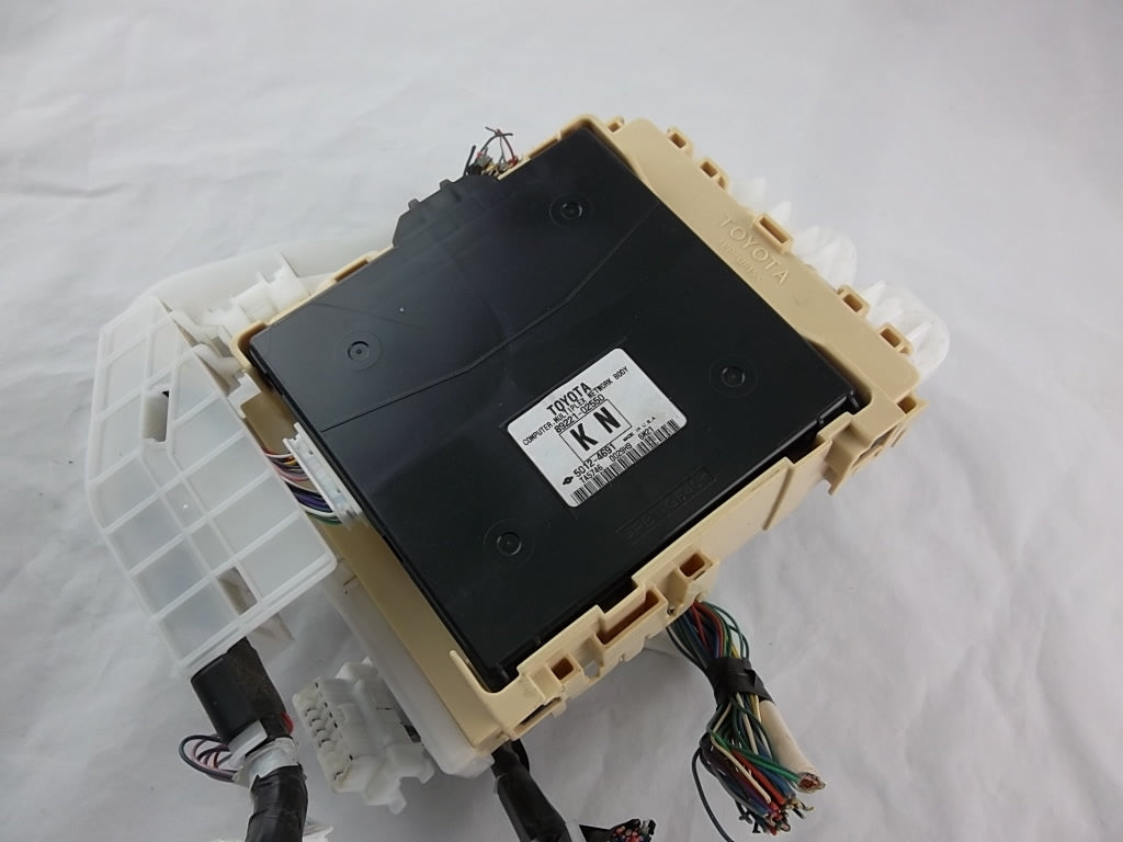 2017-2019 Toyota Corolla Block Junction Fuse Cabin Fusebox Multiplex 82730-02F41