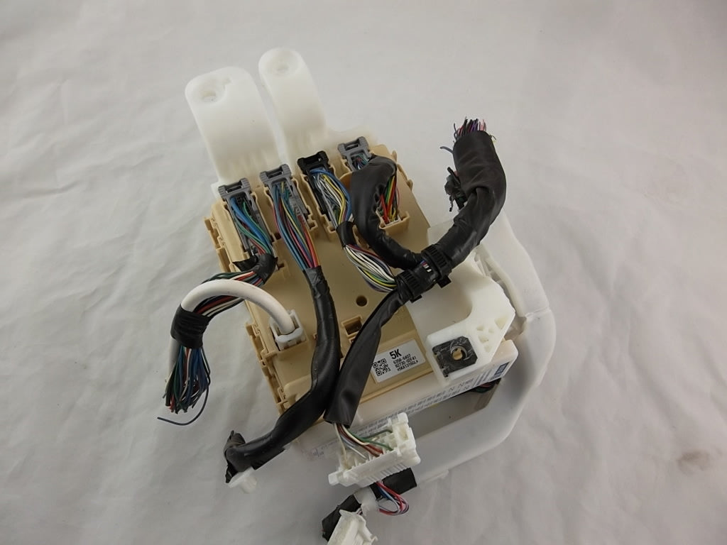 2017-2019 Toyota Corolla Block Junction Fuse Cabin Fusebox Multiplex 82730-02F41